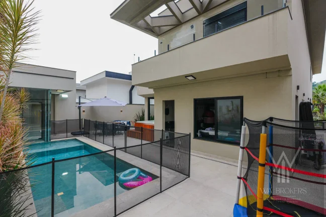 Imagem Casa á Venda Alto Padrão Próxima ao Clube Cond Genesis II