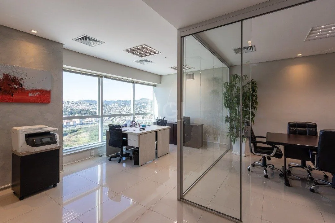 Imagem Conjunto/Sala para Venda - 210m², 0 dormitórios, 5 vagas - Cristal