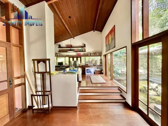 Imagem Casa na Granja Viana. 4 Dorms (2suites) Terreno 1.400m², Piscina,