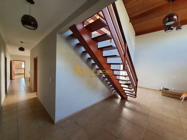 Imagem Casa para venda 3 Quartos, 3 Suites, 4 Vagas, Condomínio Colonial Village, Pindamonhangaba - SP