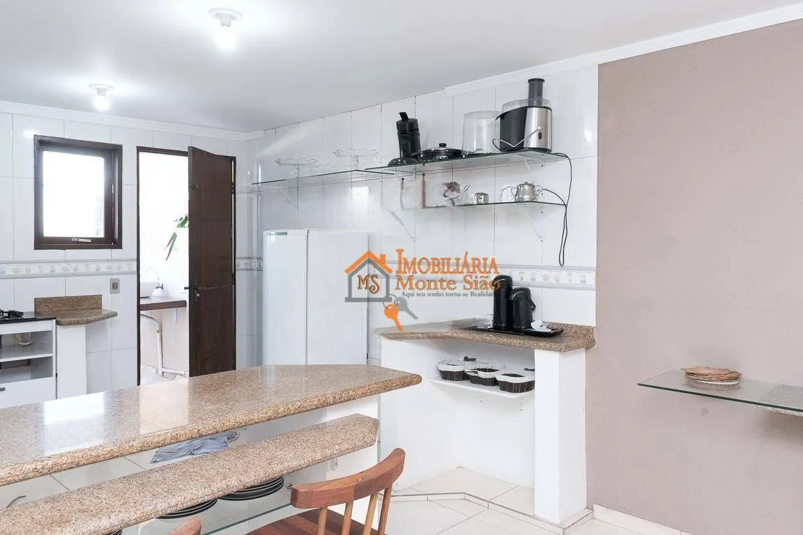 Imagem Sobrado com 4 dormitórios à venda, 300 m² por R$ 990.000,00 - Parque Continental II - Guarulhos/SP