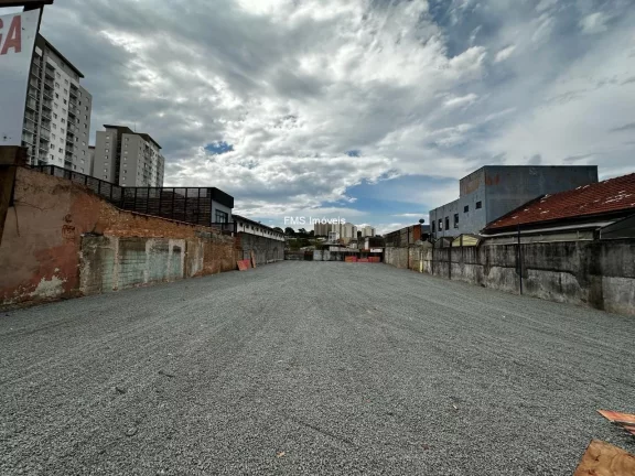 Imagem Prédio Comercial de Alto Padrão no Coração de Osasco-SP, no Bairro Remédios - Venda ou Locação!