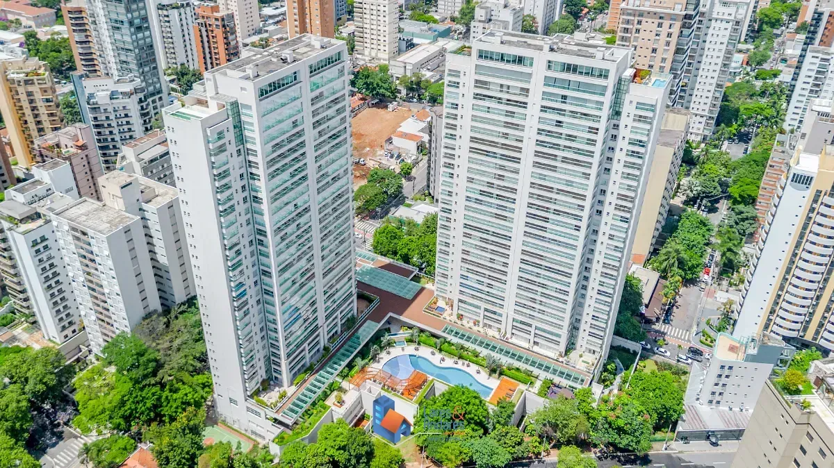 Foto do imóvel Apartamento para venda em Vila Uberabinha com 3 quartos, sendo 3 suítes, 335m² em Avenida Juriti