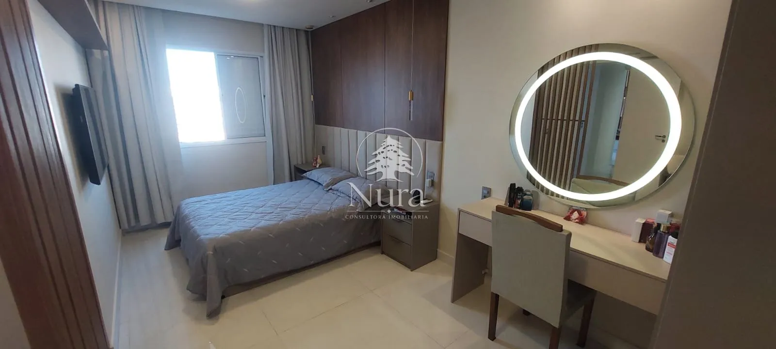 Imagem Apartamento de 2 quartos, 82m² no bairro Marapé, em Santos