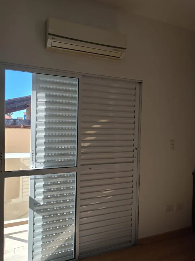 Imagem Casa para Venda em Itanhaém, Suarão, 2 dormitórios, 2 suítes, 1 banheiro, 2 vagas