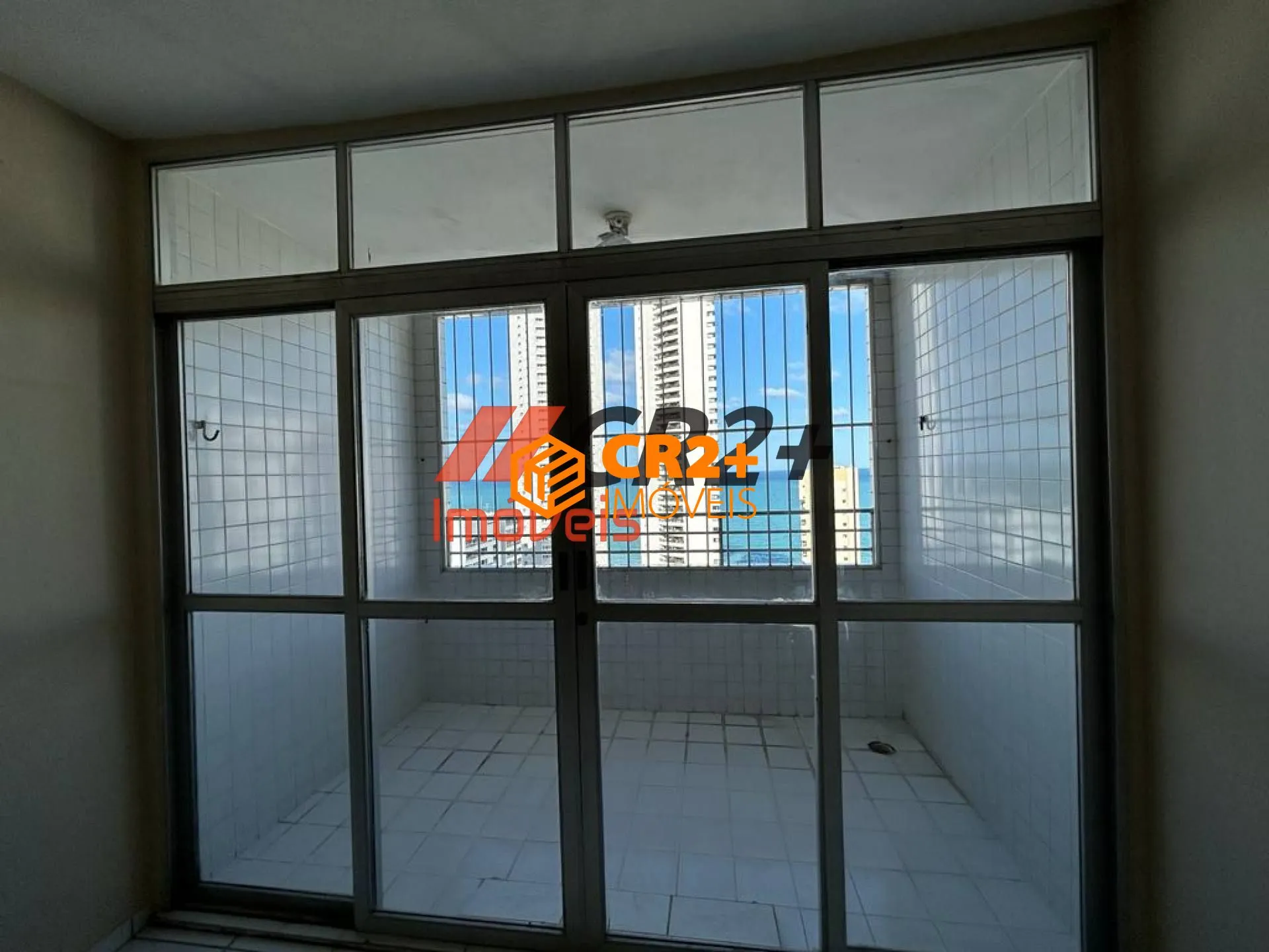 Imagem Apartamento a Venda com 3 quartos em Boa Viagem- 115m² Com vista livre do mar