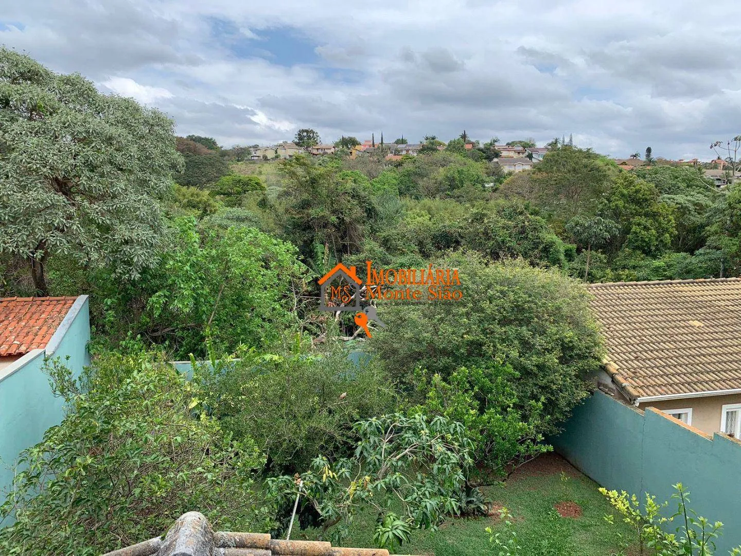 Imagem Casa com 3 dormitórios à venda, 178 m² por R$ 900.000,00 - Centro - Atibaia/SP