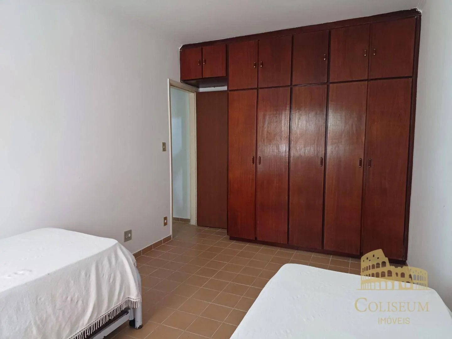 Imagem Apartamento com 2 dormitórios à venda, 76 m² por R$ 360.000,00 - Aviação - Praia Grande/SP