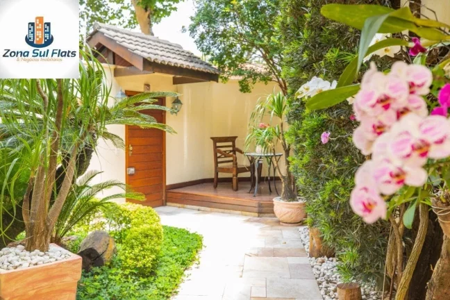 Imagem Casa Alto Padrão à Venda em Pinheiros Com 4 Suítes, 5 Vagas e Piscina Privativa