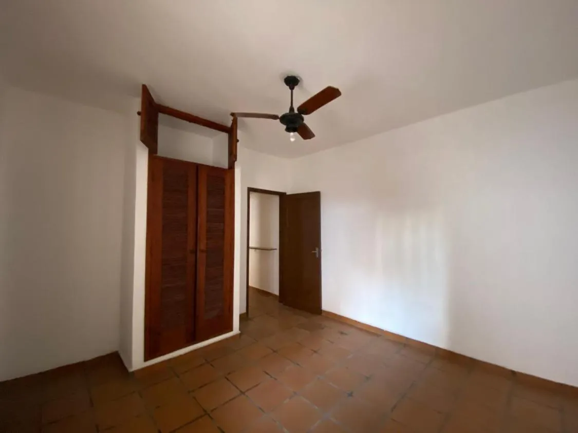 Imagem CASA COM EDÍCULA, 3 DORMITÓRIOS SENDO 1 SUÍTE À VENDA NO CENTRO DE ITANHAÉM