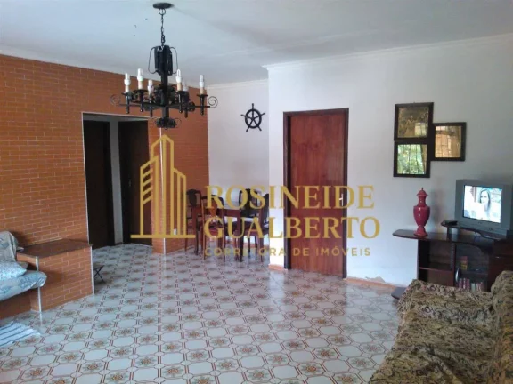 Imagem Oportunidade Imperdível – Moradia Ampla ou Investimento - Martim de Sá