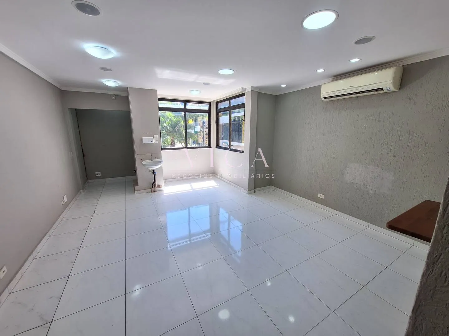 Imagem Sala para alugar 96m² por R$ 6.450,00/mês - Alphaville Comercial Barueri
