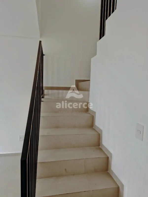 Imagem Sobrado à venda com 2 quartos 2 suítes, 78m² em Areias São José