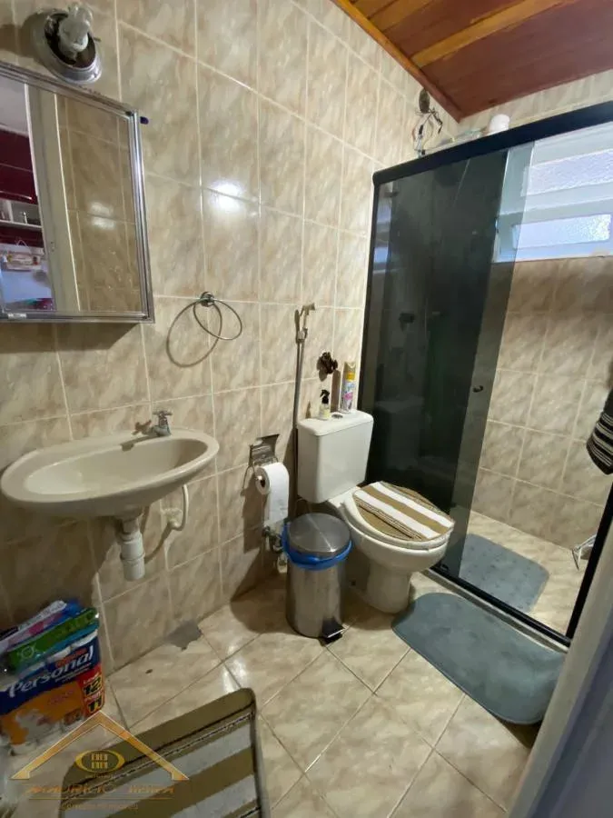 Imagem Casa em Condomínio para Venda em Cabo Frio / RJ no bairro Palmeiras