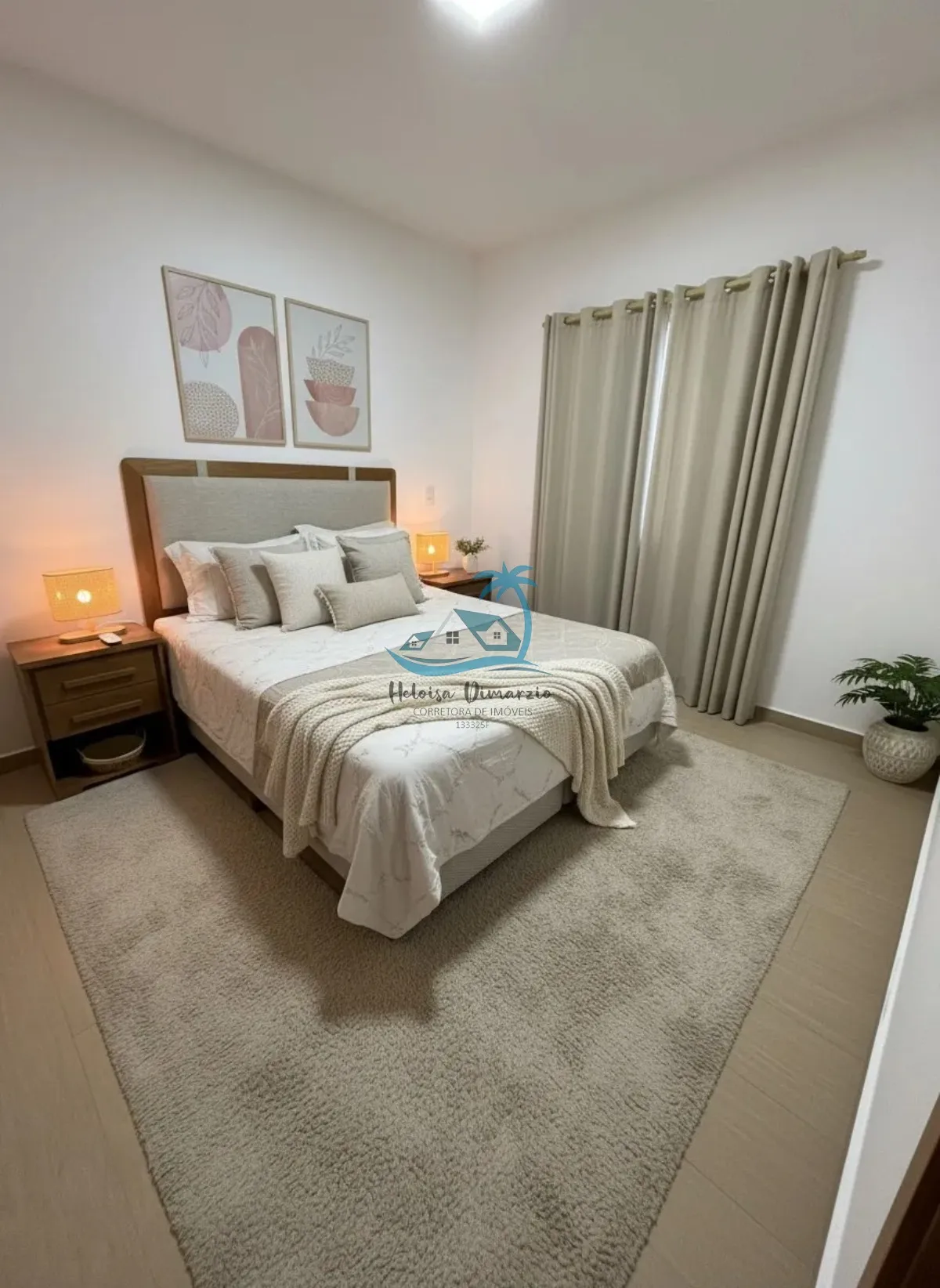 Imagem Excelente apartamento com 2 dormitórios na melhor rua da Praia das Toninhas - Ubatuba 732.000,00.