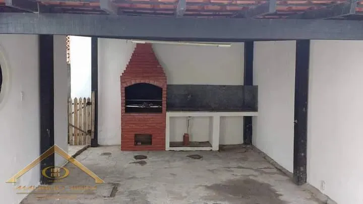 Imagem Casa em Condomínio para Venda em São Pedro da Aldeia / RJ no bairro Balneário São Pedro
