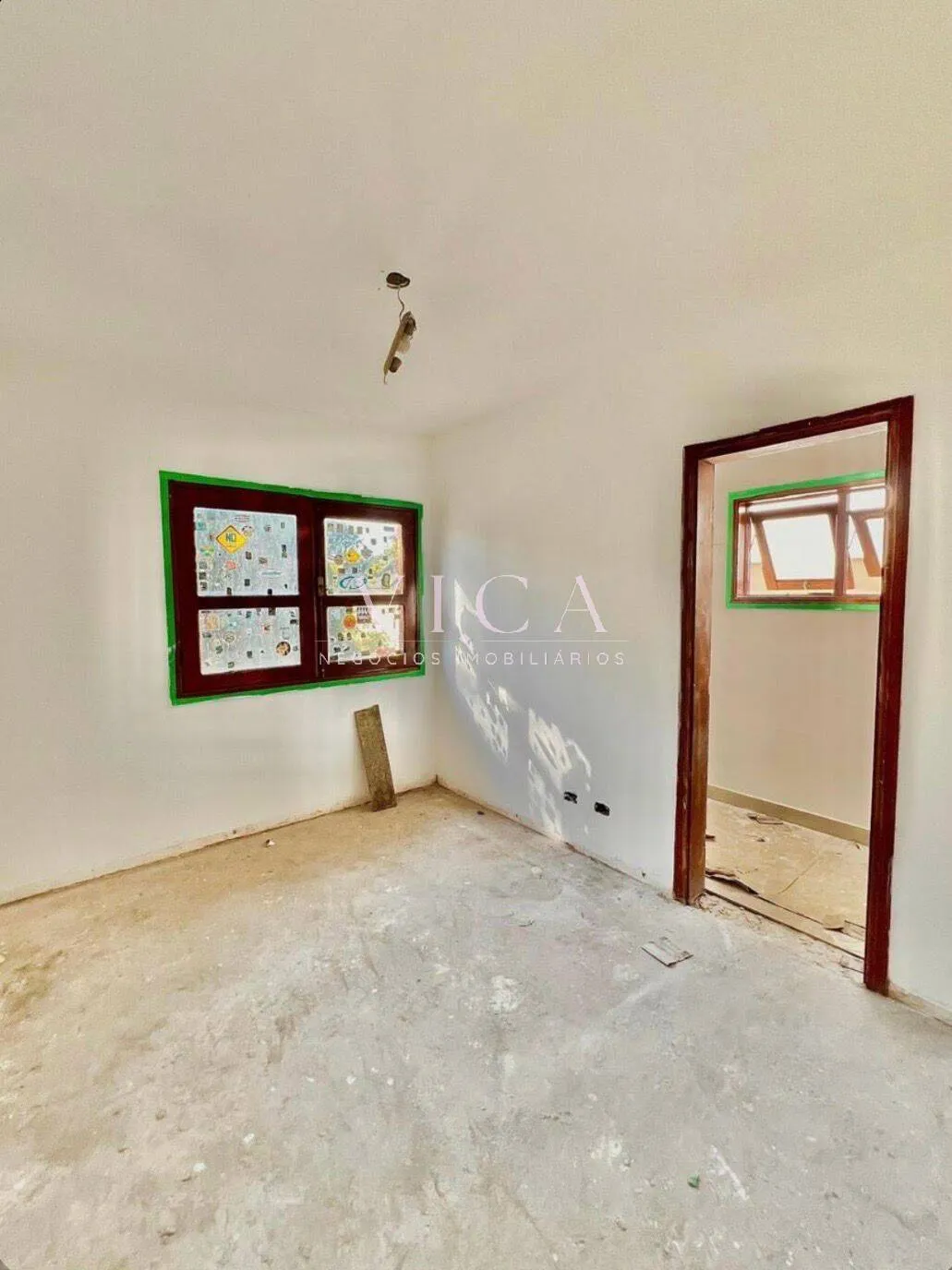 Imagem Alphaville 12| Casa 300m² 4 dorm 2 suítes, piscina e 3 vagas |2.100.000
