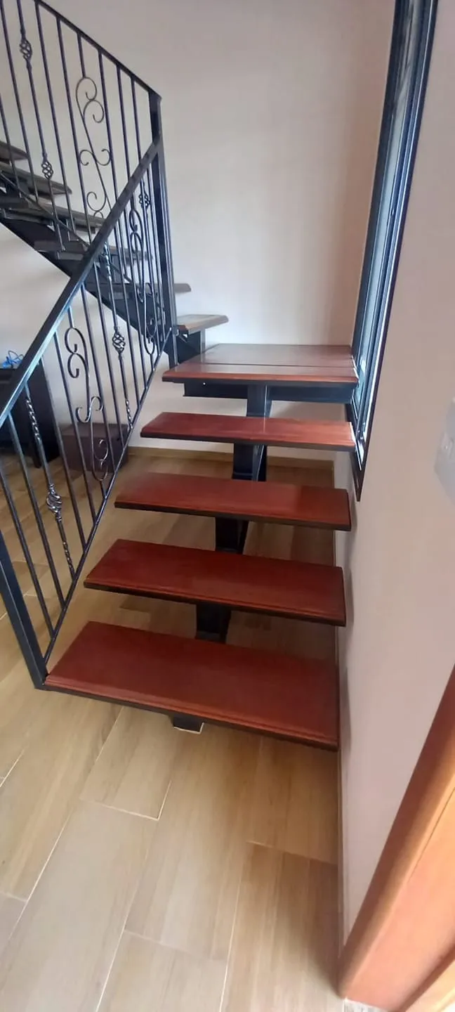 Imagem Casa à venda 4 Quartos, 1 Suite, 3 Vagas, 381M², Jardim Independência, Taubaté - SP