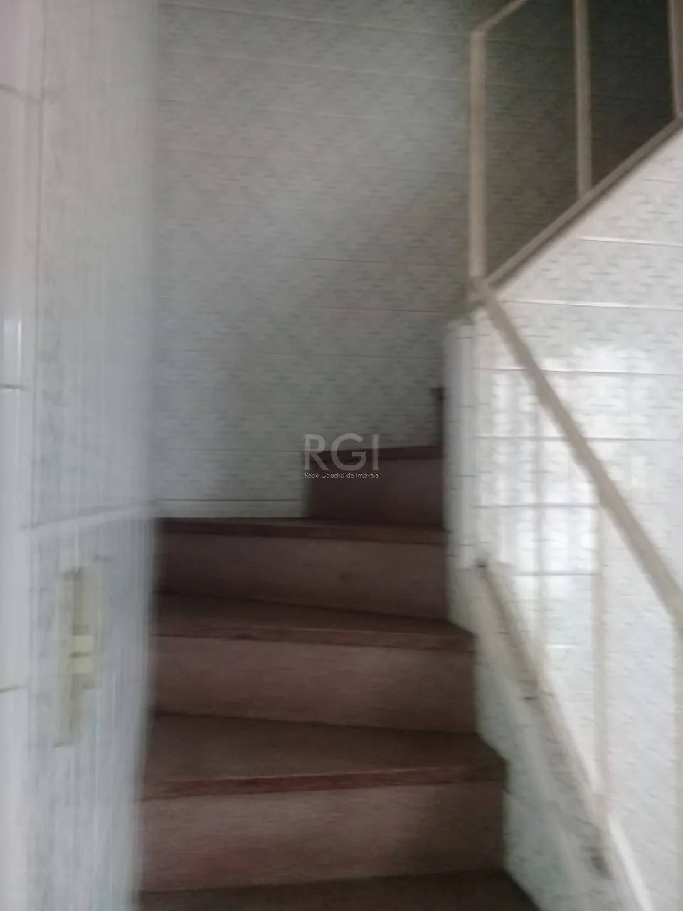 Imagem Casa de 4 dormitórios na Av. Teresópolis bairro Teresópolis