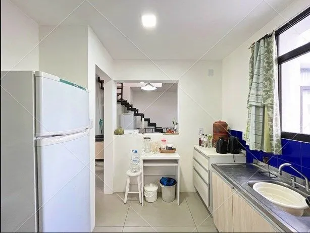 Imagem Casa para Venda - 3 dormitórios, sendo 1 suites, 2 vagas - Menino Deus
