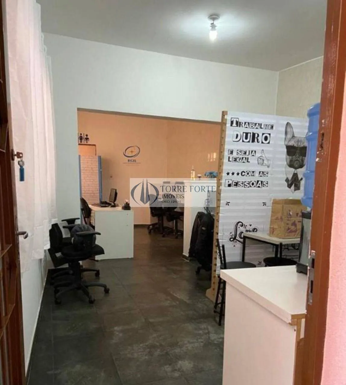 Imagem Excelente localização, prédio comercial próximo ao Shopping Metrô Tatuapé