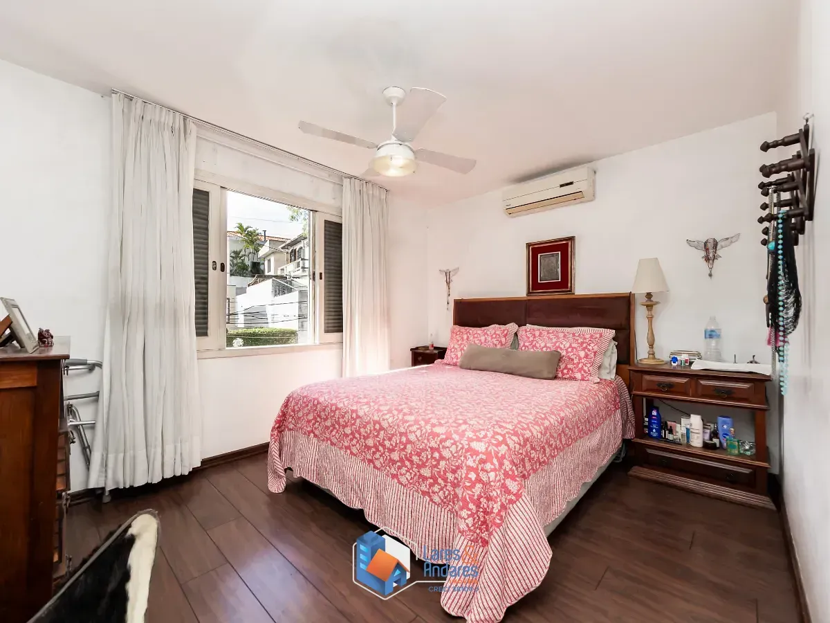 Imagem Sobrado para venda em Jardim Prudência com 3 quartos, sendo 1 suíte, 134m²