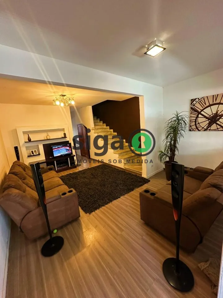 Imagem CASA Á VENDA NO BROOKLIN COM 3 QUARTOS, REFORMADA, 210M² - 2 VAGAS!