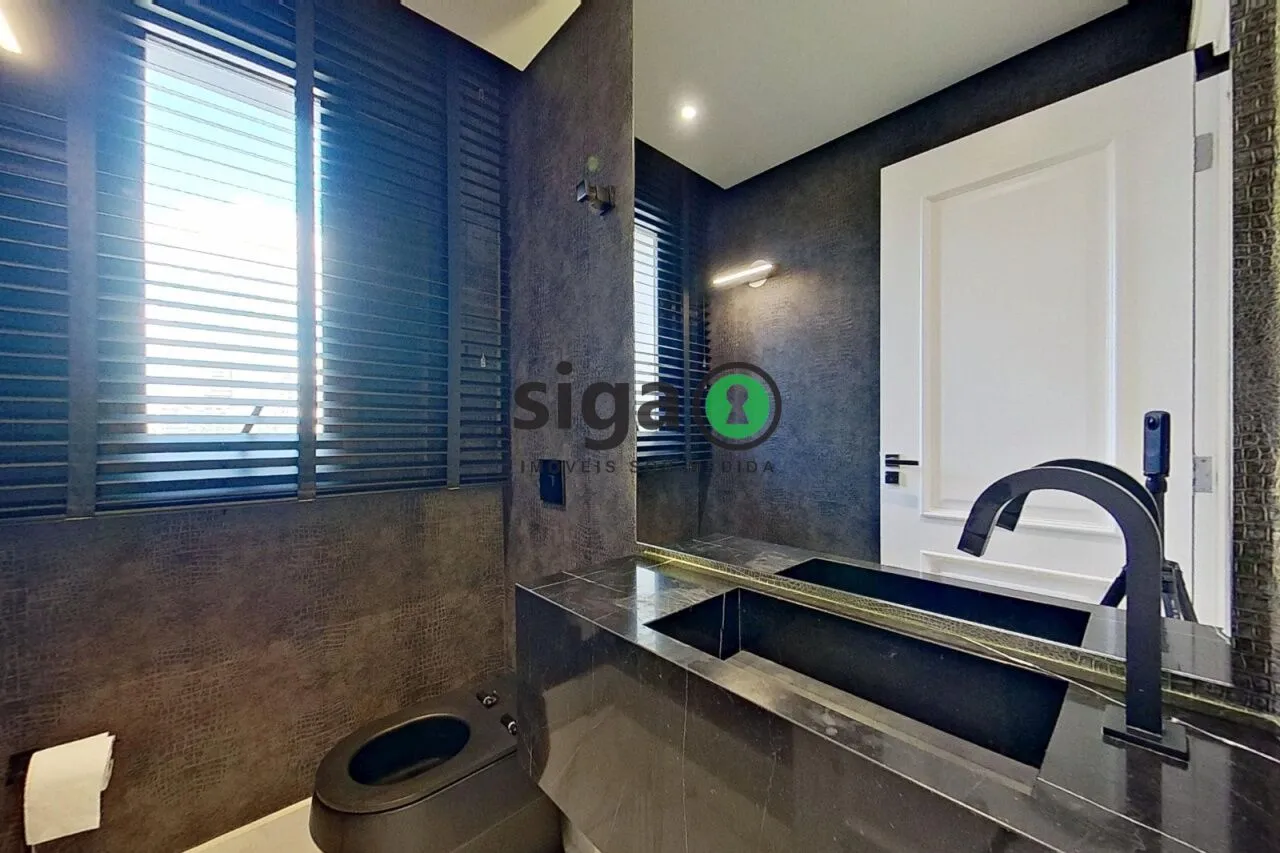 Imagem Apartamento à venda em Moema Índios - 213m², 3 dormitórios sendo 2 suítes, 4 vagas, reformado