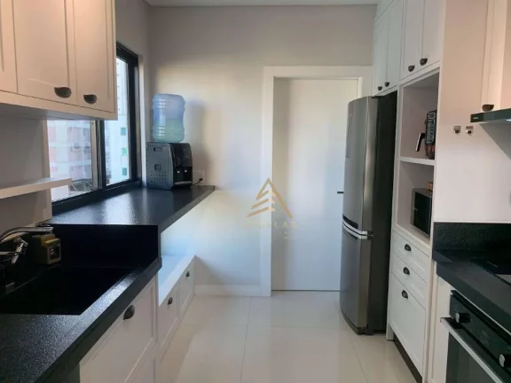 Imagem Apartamento com 4 dormitórios à venda, 200 m² por R$ 4.200.000,00 - Meia Praia - Itapema/SC