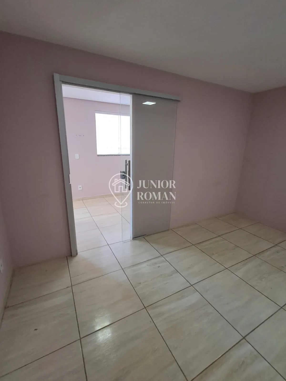 Imagem SALA COMERCIAL NO CENTRO DE BARREIRAS/BA