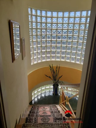Imagem Casa a Venda na Região da Vila Porá em Campos do Jordão - SP