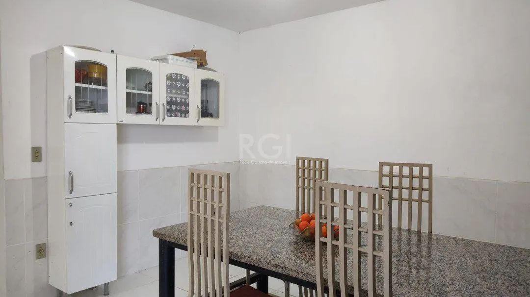 Imagem Casa para Venda - 236m², 4 dormitórios, 5 vagas - Vila São José