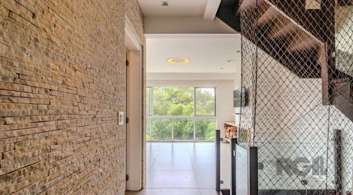 Imagem Casa em Condomínio com 04 Quartos - 4 vagas, 200,36 m² de área privativa - LOMBA DO PINHEIRO