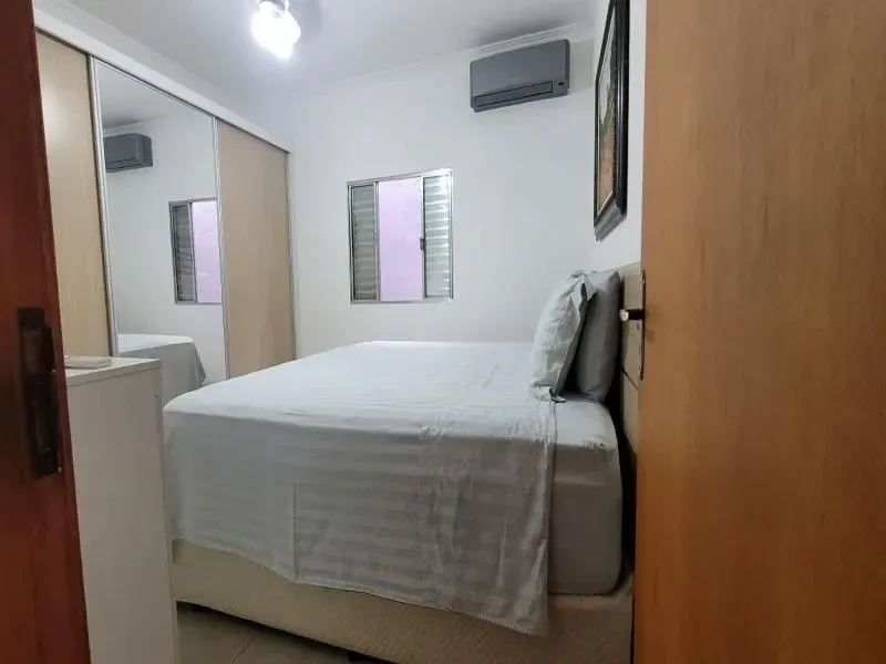 Imagem Casa com 3 Quartos à Venda, 218 m² em Jardim das Flores - Osasco