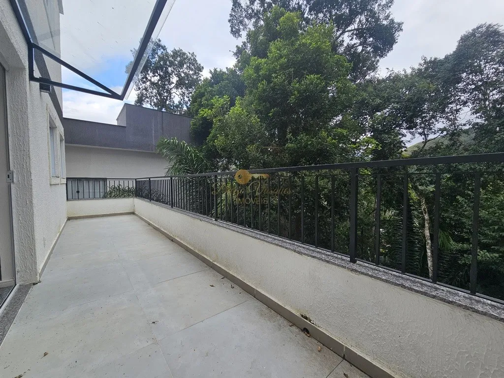 Imagem Casa em Condomínio para Venda em Teresópolis / RJ no bairro Vargem Grande