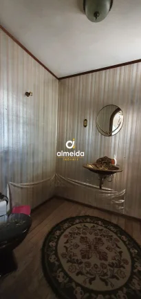 Imagem Casa 4 dormitórios à venda Centro Santa Maria/RS