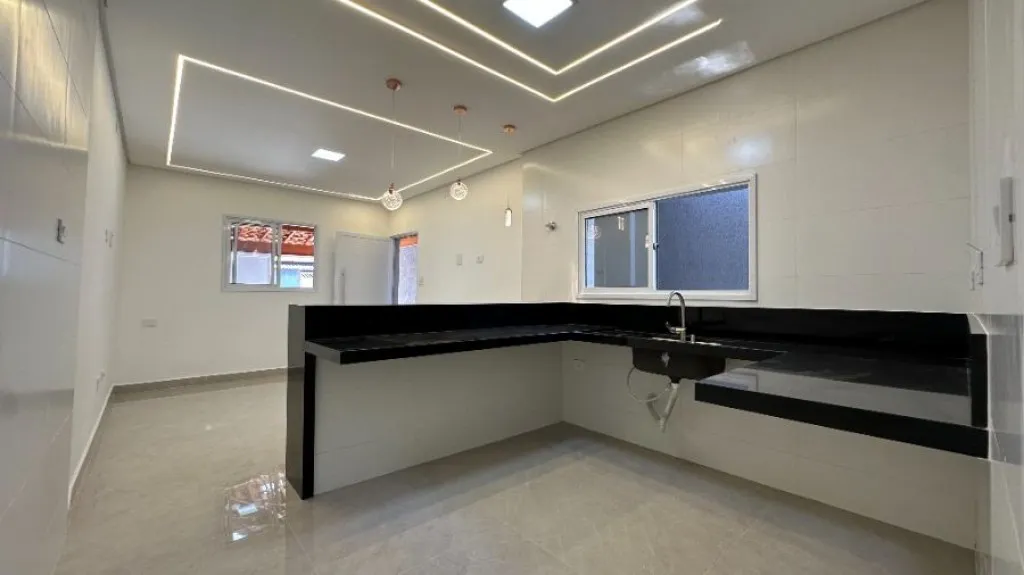 Imagem CASA COM 70,00 m² - MIRIM - PRAIA GRANDE SP