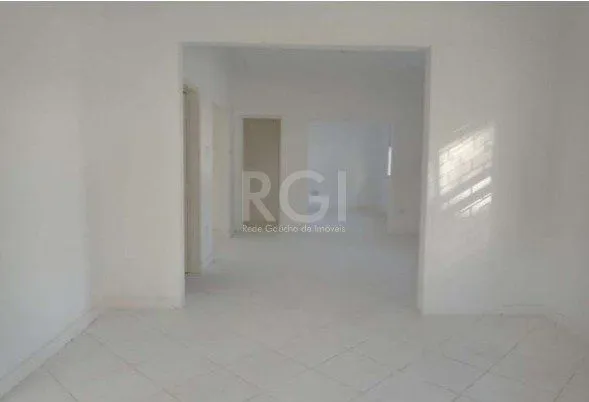 Imagem Casa para Venda - 200m², 4 dormitórios, 4 vagas - Passo da Areia