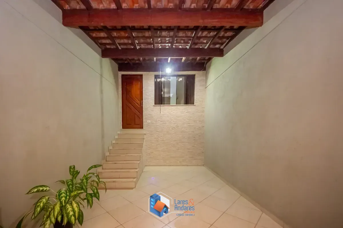 Foto do imóvel Sobrado para venda em Jardim Vivan com 2 quartos, 75m² em Rua Malaquias Ferreira Leal