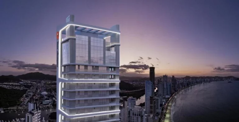 Imagem Apartamento Quadra Mar para Venda em Balneário Camboriú, CENTRO, 4 dormitórios, 4 suítes, 6 banheiros, 4 vagas