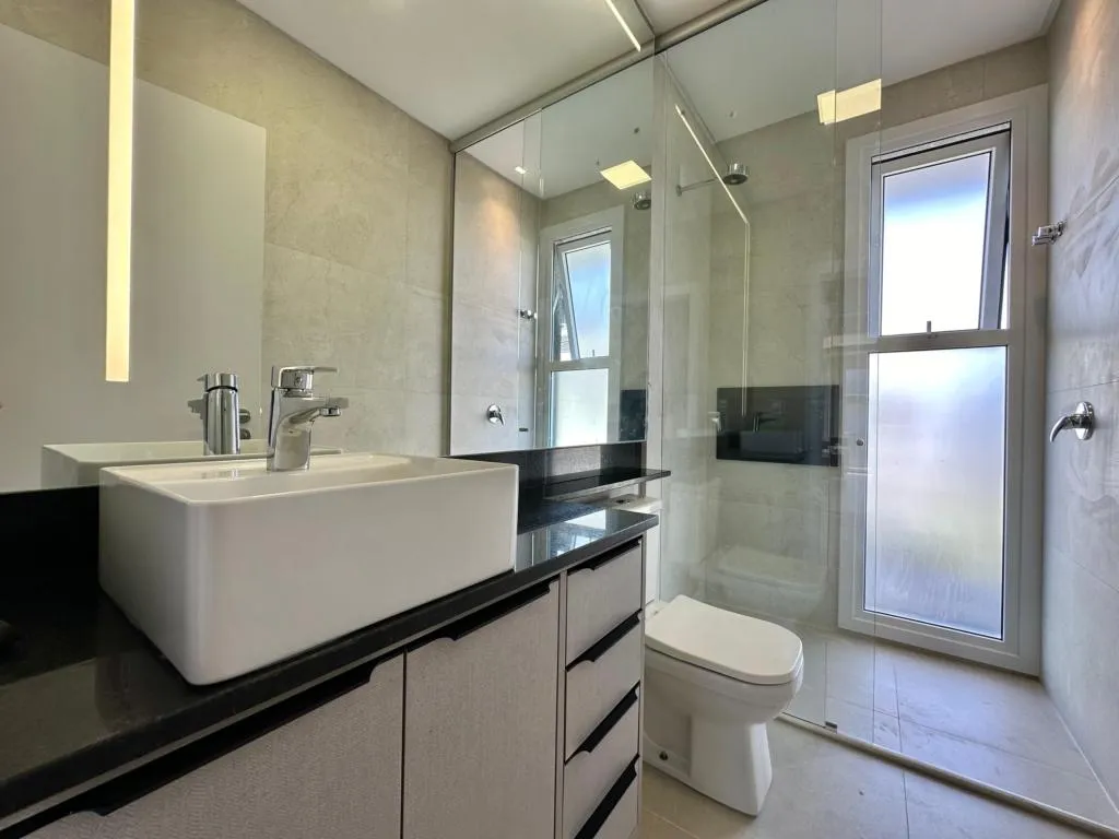 Imagem Casa em Condominio 4 Dormitórios - Bairro xangri-la