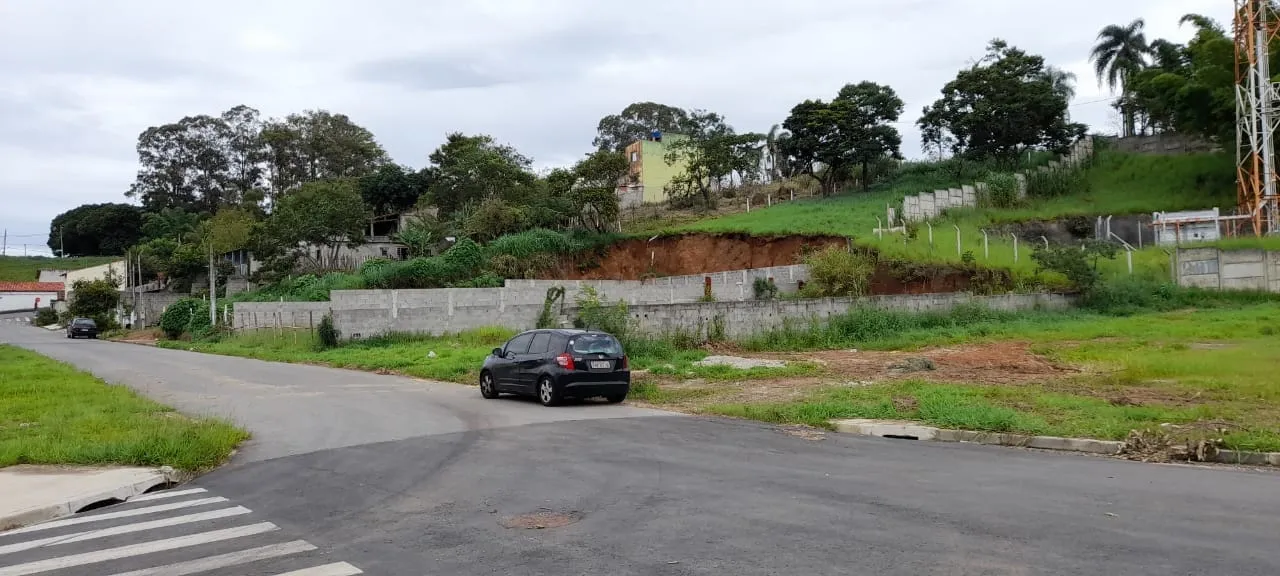 Imagem Terreno à venda 627M², Jardim Santa Tereza, Taubaté - SP