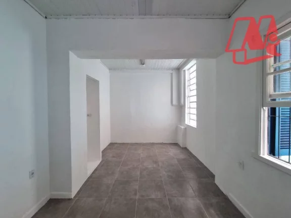 Imagem Casa de 526m² total 261m² útil na Bento próximo ao Posto do INSS
