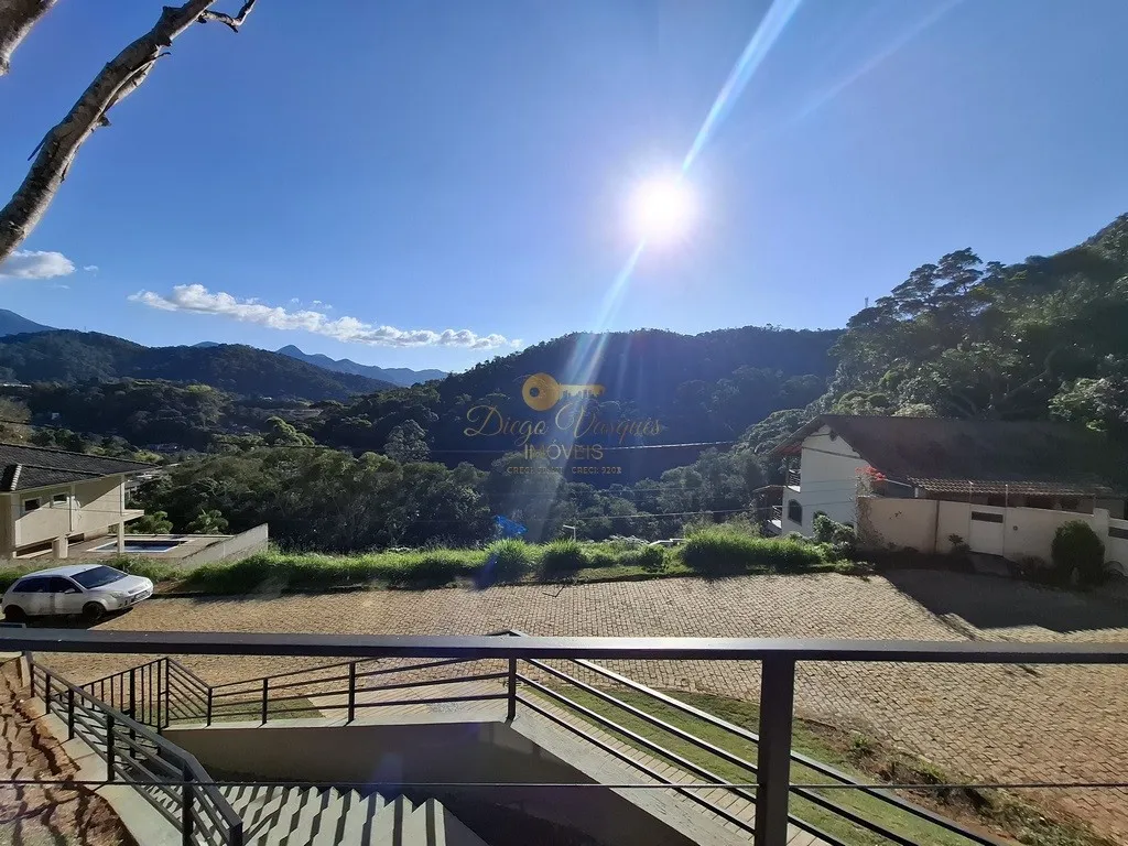 Imagem Casa em Condomínio para Venda em Teresópolis / RJ no bairro Prata