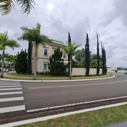 Imagem SOBRADO TRIPLEX NEOCLÁSSICA DISPONÍVEL PARA VENDA