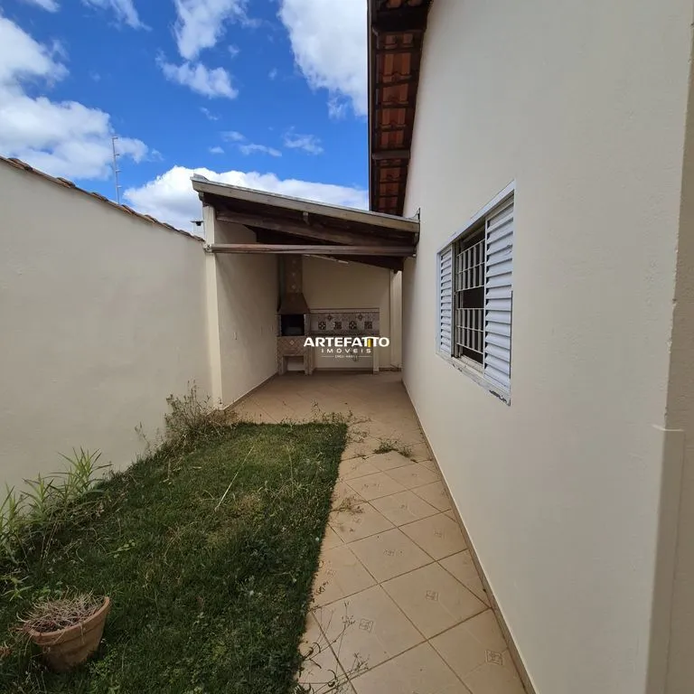 Imagem Casa com 3 dormitórios no bairro José de Carlos