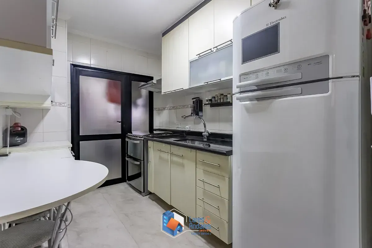 Imagem Apartamento para venda em Saúde com 3 quartos, sendo 1 suíte, 77m²