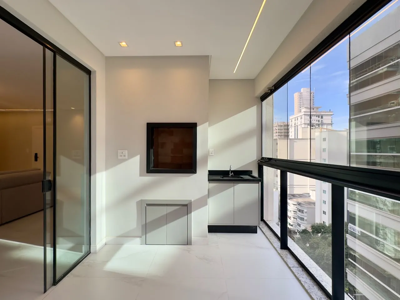 Imagem Apartamento à venda com 124m2 por R$ 2.800.000,00