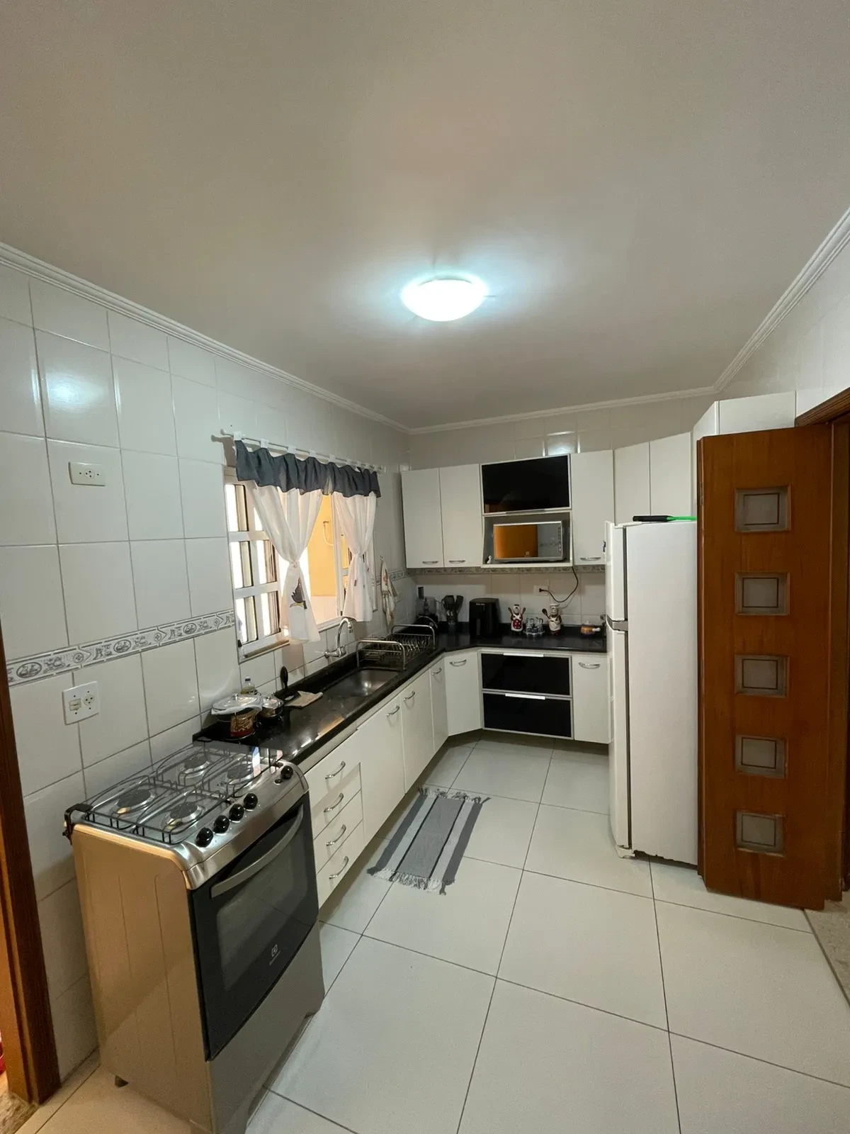 Imagem Casa de Condomínio com 3 Quartos à Venda, 119 metros em Vila Caputera - Mogi das Cruzes