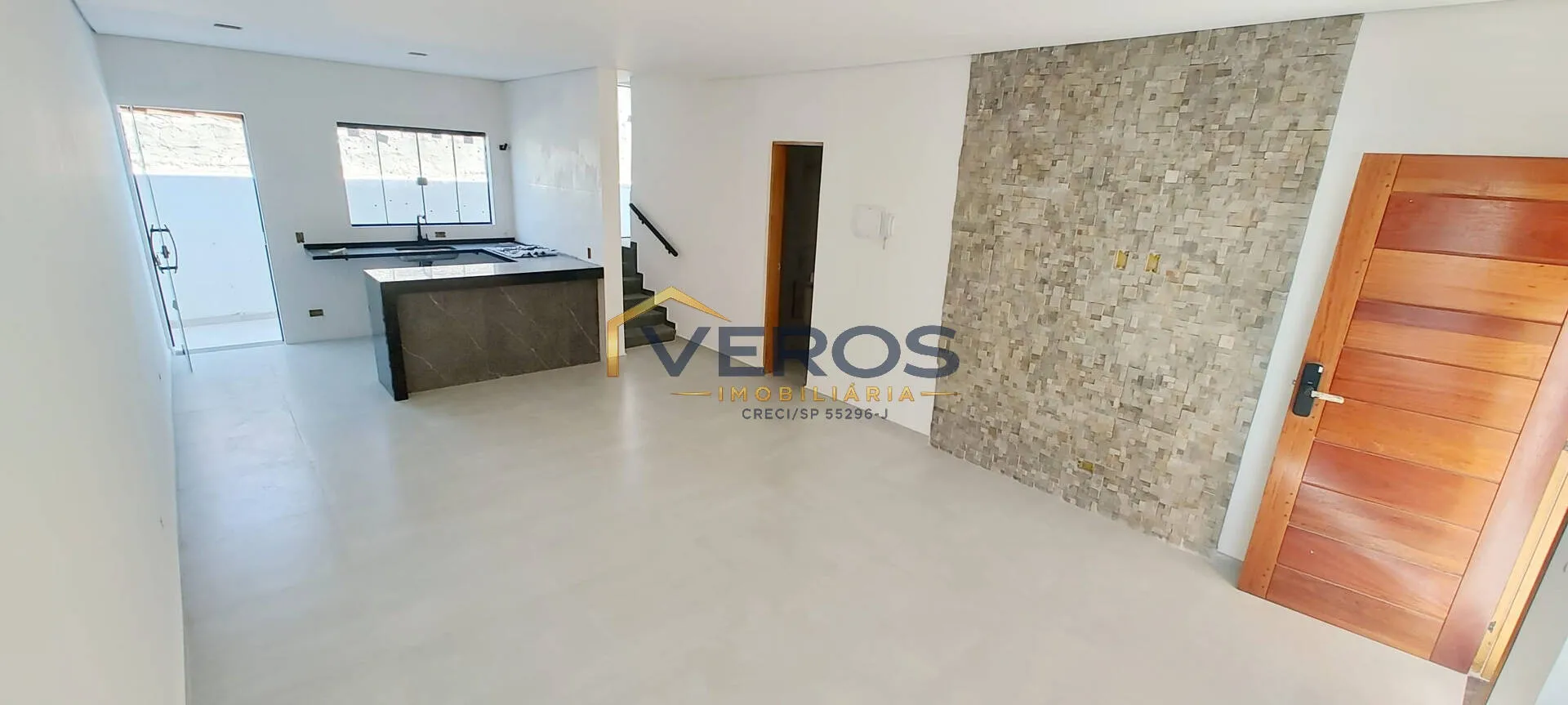 Imagem Condomínio novo a poucos metros da pista no Pontal Santa Marina em Caragua